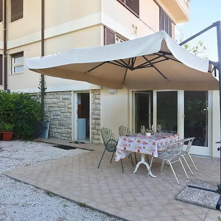 Apartment Maison Sophie, 200m Dal Mare
